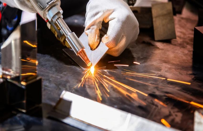 Cách chọn máy hàn laser theo bảng thông số độ dày