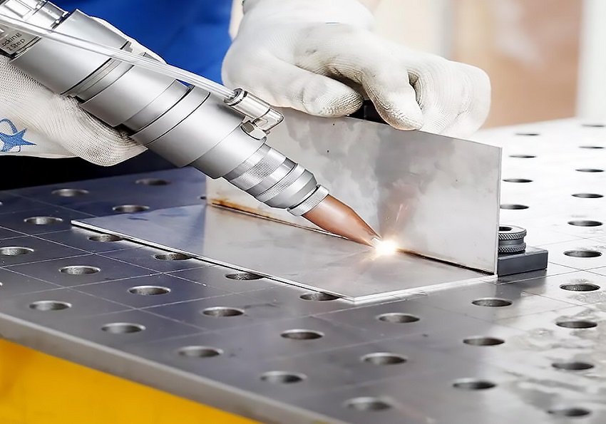 Lưu ý khi sử dụng máy hàn laser