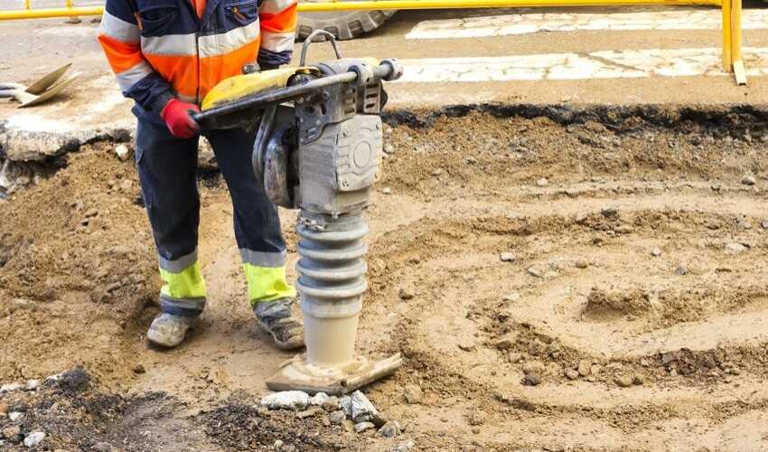 Cách vận hành máy đầm cóc 4