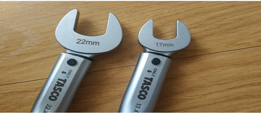 Bộ cờ lê lực điều hòa Tasco TA771ST-23S