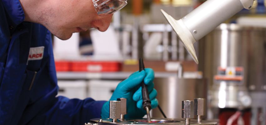 Dịch vụ bảo trì bảo dưỡng bơm hút chân không Edwards 3