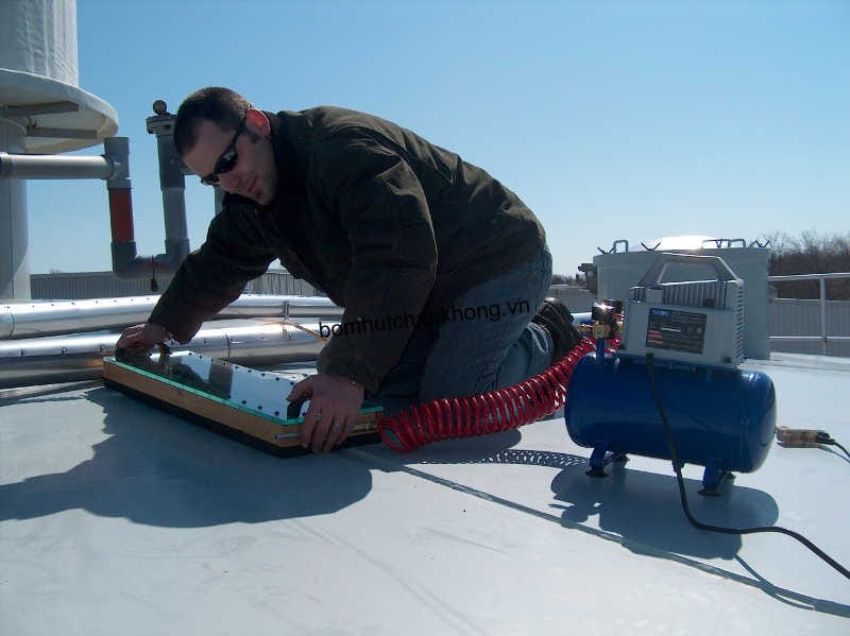 Dịch vụ bảo trì bảo dưỡng bơm hút chân không Edwards 4