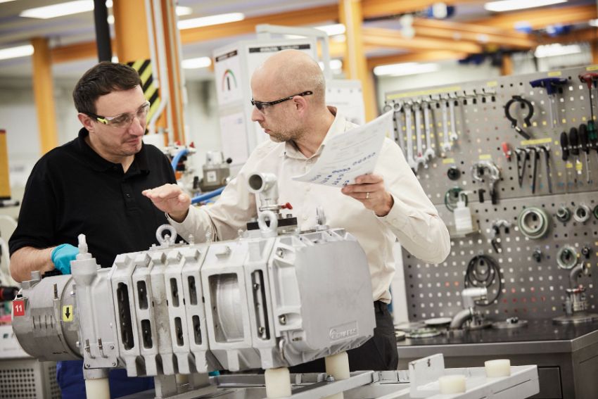 Dịch vụ bảo trì bảo dưỡng bơm hút chân không Leybold 4