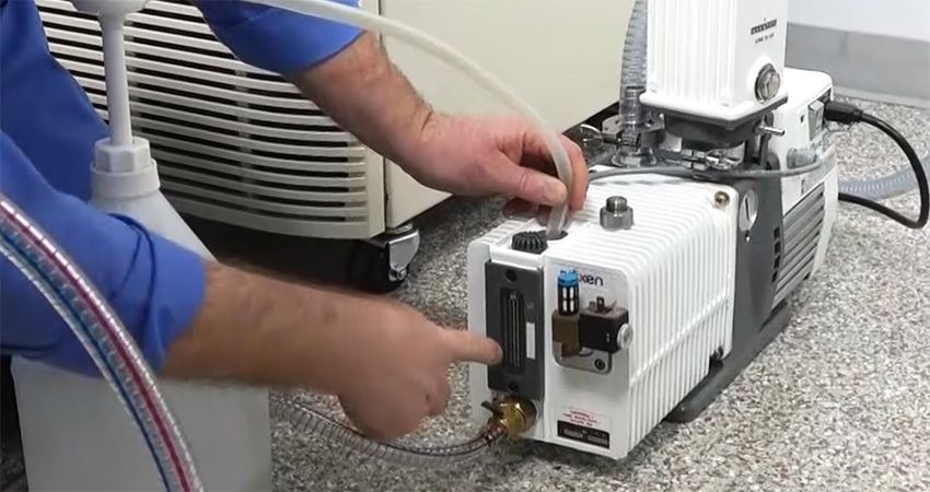 Dịch vụ bảo trì bảo dưỡng bơm hút chân không Pfeiffer 5