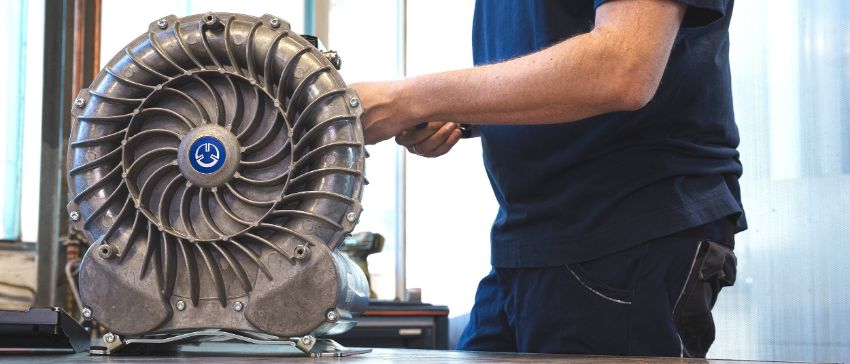 Dịch vụ sữa chữa bơm hút chân không Becker 2