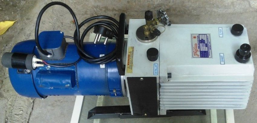 Dịch vụ sữa chữa bơm hút chân không Ulvac 3