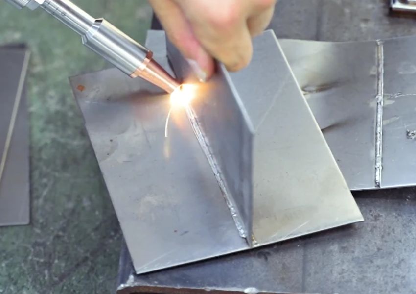 Hàn laser trên thép carbon