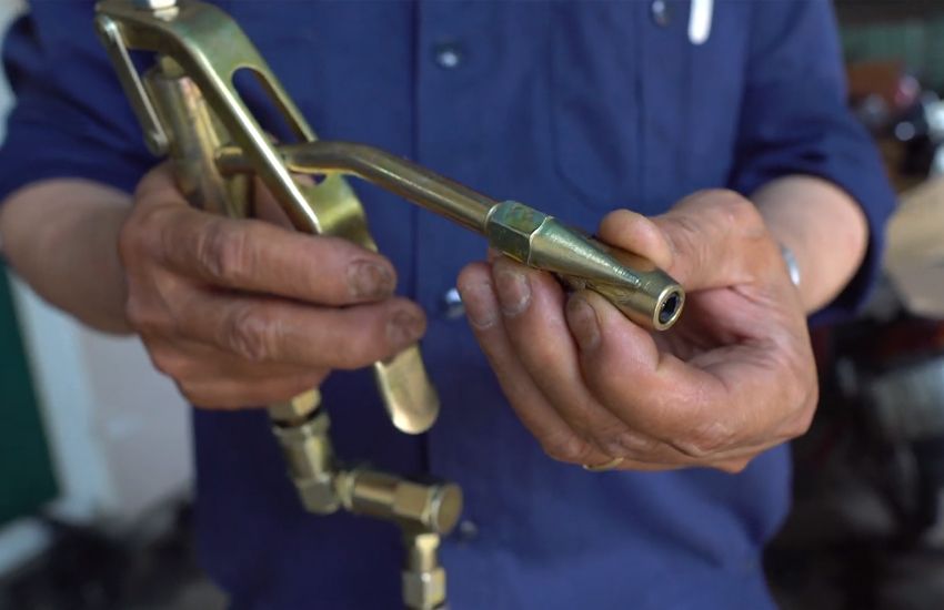 Hướng dẫn sử dụng máy bơm mỡ 9