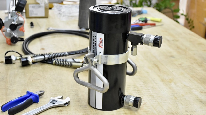 Kích thủy lực 250 tấn 4