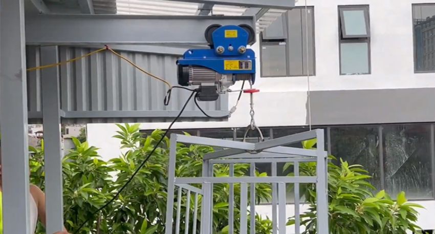 Máy tời hộp số 5