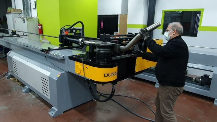 Máy uốn ống tự động 7