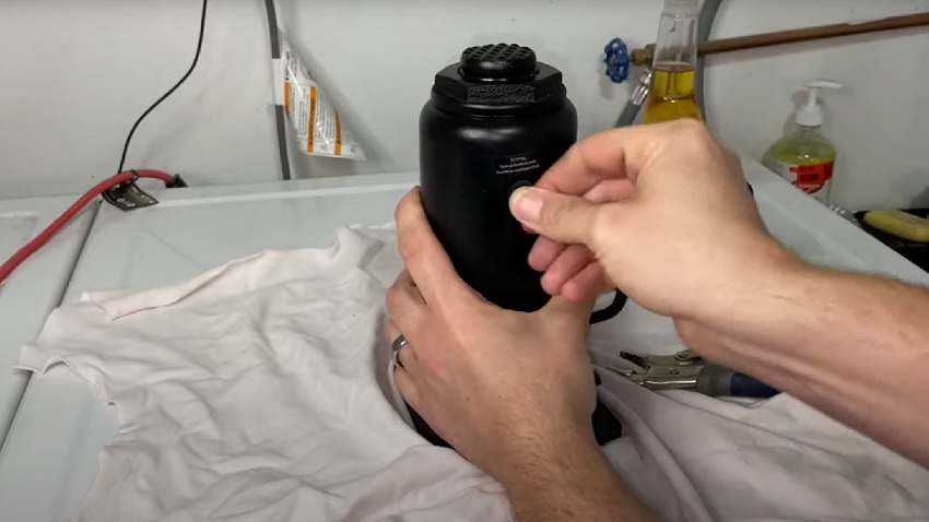 Cách thay dầu cho kích thủy lực 6