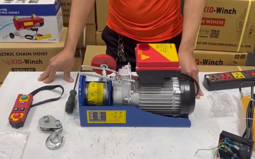 Tời điện điều khiển từ xa 2