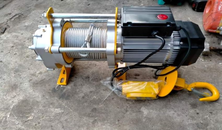 Tời bị nóng, có mùi khét