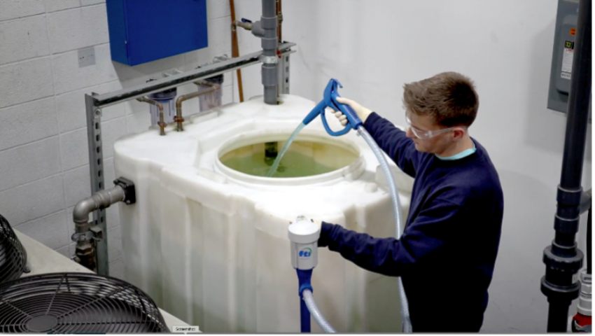 Ưu điểm khi sử dụng bơm tay hóa chất