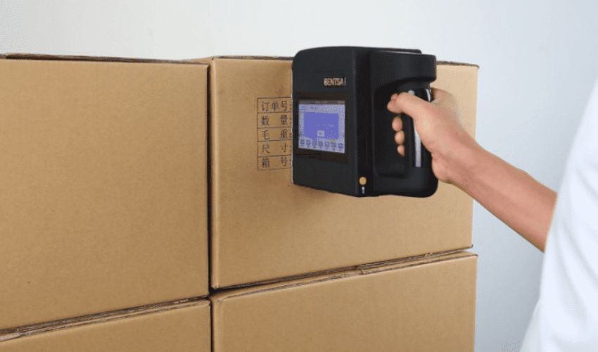 Ưu điểm máy in date cầm tay mini so với các loại khác