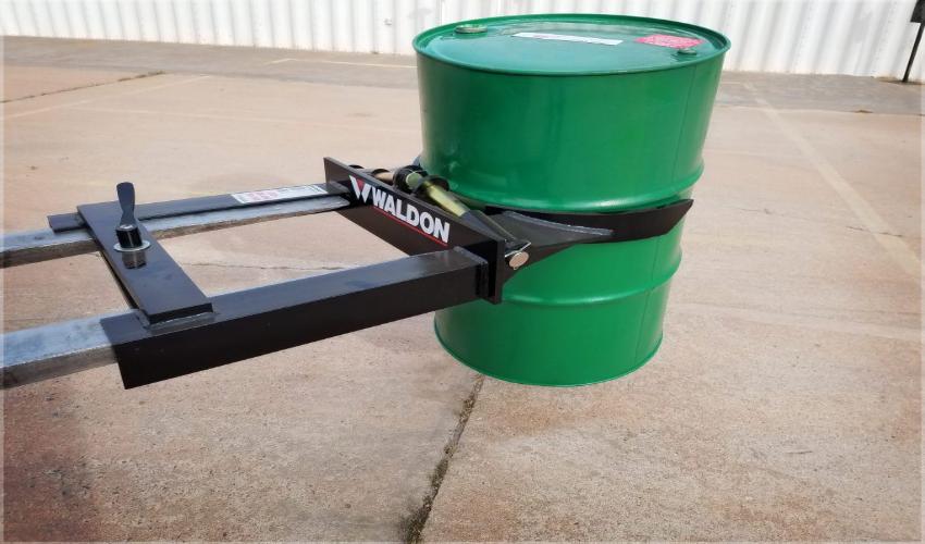 Xe nâng kẹp phuy cơ khí