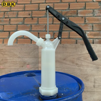 Bơm tay hóa chất bằng nhựa PVDF cao cấp DBK T-490S