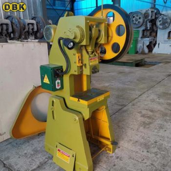 Máy đột dập 12 tấn JB23-12T