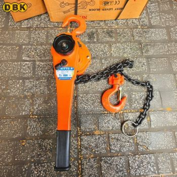 Pa lăng lắc tay Nitto VR 1 tấn 1,5 mét